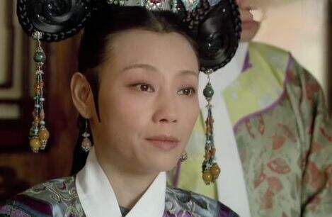 《甄嬛传》滴血验亲时端妃的几句话,让甄嬛转危为安,网友:不愧是一格电战神