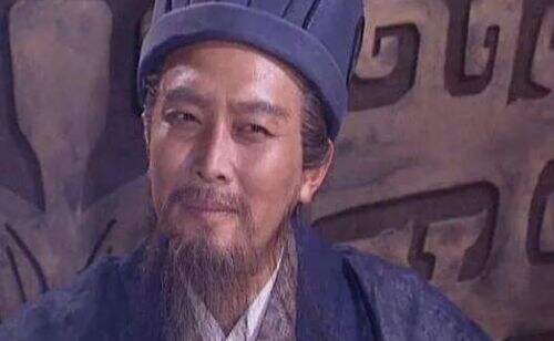 《三国演义》诸葛亮七星灯续命为何失败？剧中早有暗示，只因做得太过火了