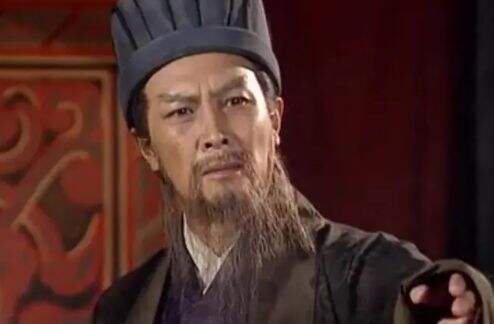 《三国演义》诸葛亮七星灯续命为何失败？剧中早有暗示，只因做得太过火了