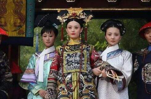 《甄嬛传》胖橘到死都不知道,甄嬛和果郡王私通的证据,竟然就在龙凤胎名字中