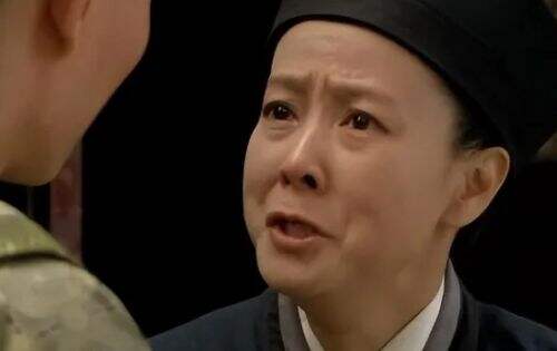 《甄嬛传》舒太妃早已知晓双生子身世，却还支持甄嬛回宫，其实她也有自己的算盘