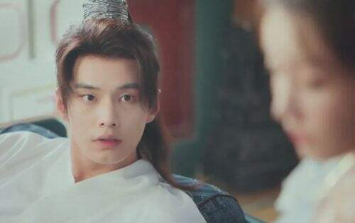 《少年白马醉春风》角色陷恋爱脑引争议,一个放弃长生,一个入了魔,而他最狼狈!