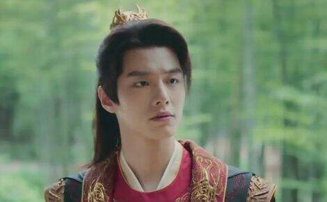 《少年白马醉春风》角色陷恋爱脑引争议,一个放弃长生,一个入了魔,而他最狼狈!