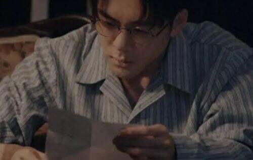 《孤舟》他才是剧中隐藏最深的,竟是顾易中真正的上线,叛徒可算是藏不住了