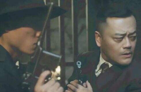 《孤舟》周知非多次陷害顾易中，不料被其反将一军，剧情反转再反转直呼过瘾！