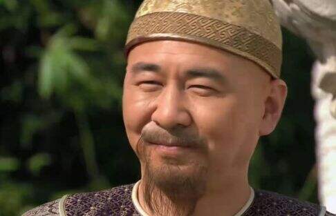 《甄嬛传》皇上已经年逾40，却仍喜欢年轻的淳儿，都以为他好色，其实背后另有原因