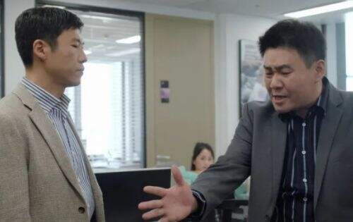 《凡人歌》剧情如片名,从家庭到职场,斗争太激烈,挣钱从来都不简单