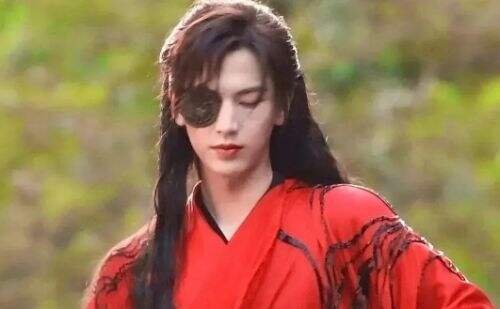 《天官赐福》真人剧来袭!花城谢怜妆造太绝,又一匹黑马剧即将出现!