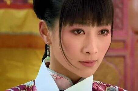 《甄嬛传》为什么宫女都欺负安陵容,却没人敢欺负叶澜依?只因她太廉价