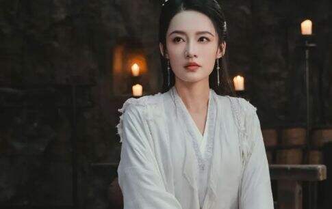 《七夜雪》薛紫夜的命中牵绊早已出现,霍展白钟情,妙风悔过,唯独瞳意外