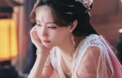 《狐瑶小红娘王权篇》未播先火，本来是为了看女主，没想到被男主造型惊艳了