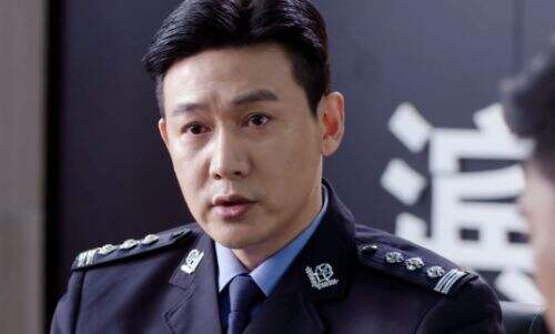 《人民警察》直到女儿惨死,安萍才真正发现,赵海洋竟然隐瞒了16年秘密