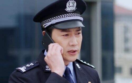 《人民警察》直到女儿惨死,安萍才真正发现,赵海洋竟然隐瞒了16年秘密