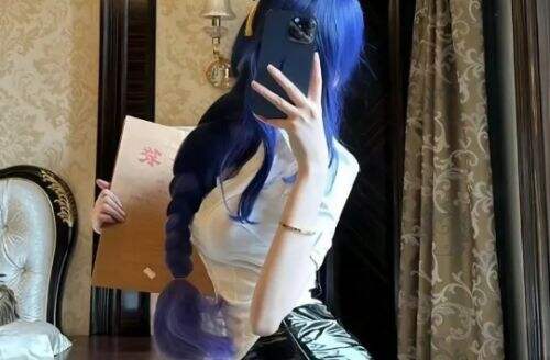 美女姐姐COS《原神》角色：婚纱刻晴，勒肉申鹤，制服ol将军，XP党狂喜！