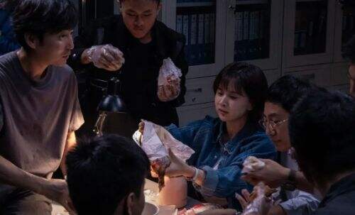 《白夜破晓》观众们都猜错了，郑旗只是“烟雾弹”，幕后黑手另有其人