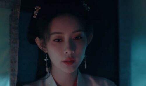《九重紫》直到窦昭被严刑拷打,宋墨发狠招浸泡药水,才知其另有隐情