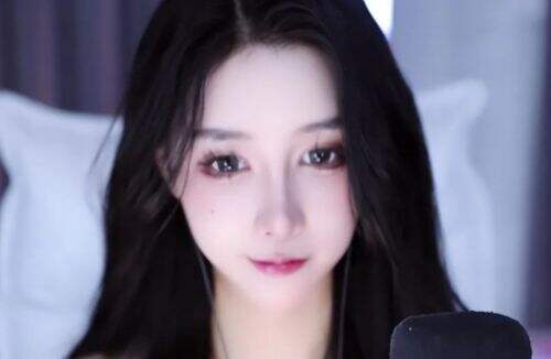 女主播自曝天价出场费,称只要大哥粉给钱就行,网友:谁会愿意?