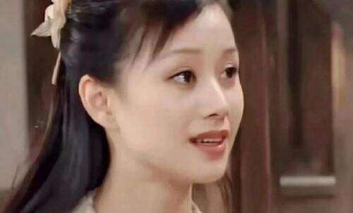 《大奉打更人》46岁倪虹洁一出场,就是妥妥教科书式“泼辣美人”