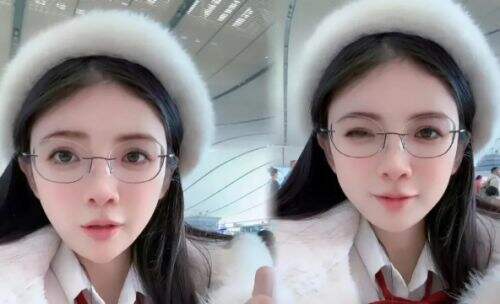 狗头萝莉更换卖饼地点，称要坐11个小时硬座，网友：高铁不坐卖惨