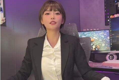 周淑怡官宣加入快手,首秀时间确认,现场开启尬舞,网友:土味十足