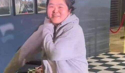发型师晓华广州开剪，爆改平头中年大叔，剪完秒变叔圈男子爱豆