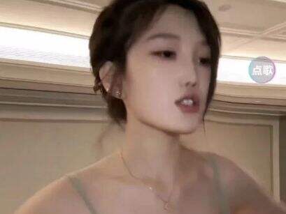 美女主播被大哥约酒店见面,直言怕自己控制不了,网友:心眼太多了