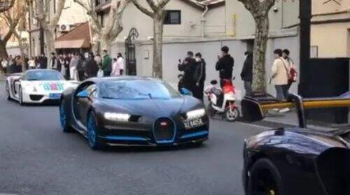 上海街头上演豪车秀，排班上街“炫耀”引热议，沪爷撑起一片天