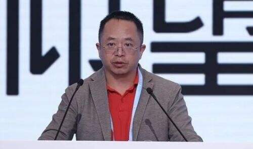 360创始人周鸿祎宣布送车，称粉丝已破千万，打算比黄子韬送得贵