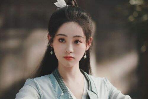 《了不起的曹萱萱》首播开启，剧情降智，演技浮夸，祝绪丹也救不了
