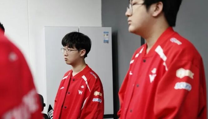 Doinb禁赛事件升级,IG投资人下场开撕,连发多条微博施压官方