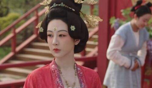 《国色芳华》何惟芳大结局圆满,重新买回芳园,嫁给蒋长扬,太幸福了