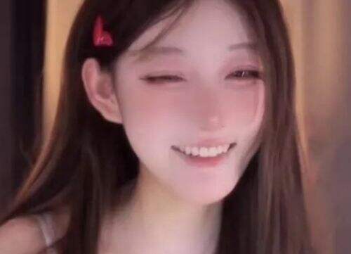 女主播称几年没接触男人,偶遇路人要微信,自己嫌弃得白眼都翻过去