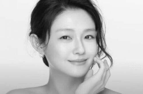 知名女星大S在日本去世,汪小菲和张兰表现太寒心,网友纷纷震怒
