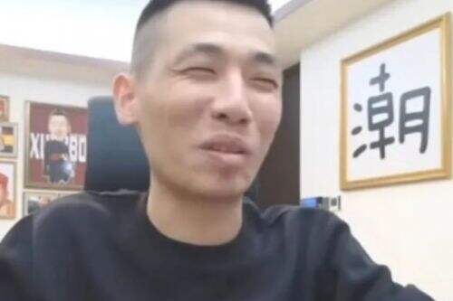 旭旭宝宝参加同学聚会，竟然不是其中混最好的，网友惊呼：人外有人