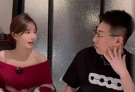 冯提莫接受老白采访,自曝详细身高,称自己换了头,网友:太敢说了