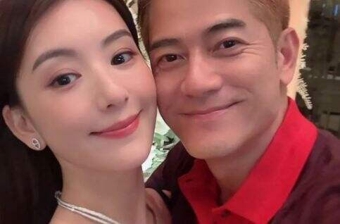 郭富城回安徽老家拜年好欢乐,放烟花又发红包,接地气形象获好评