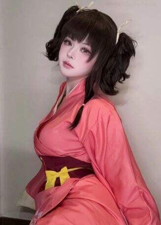 《甲铁城的卡巴内瑞》无名COS：元气满满太可爱，战斗形态气势十足