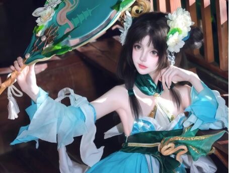 小姐姐COS小乔:青蛇皮肤太好看,江南水乡气息满满,颜值超高