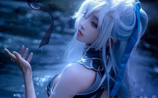崩铁镜流COS：水中月色，照澈万川，真是太美了，比游戏还美