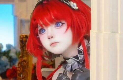 《崩铁》缇宝COS:红发萌妹太可爱,三小只完美还原,好想抱回家