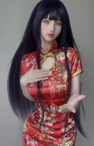 《火影忍者》旗袍雏田COS:国风旗袍太显身材,网友:太羡慕鸣人了
