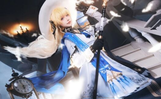 《鸣潮》菲比超还原COS: