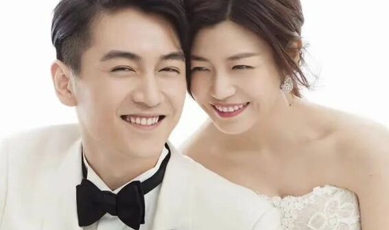陈晓和陈妍希官宣离婚,9年婚姻正式结束,网友:早就猜到了