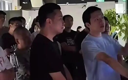 《哪吒2》导演饺子突然宣布闭关,不接受任何访问,背后原因很无奈