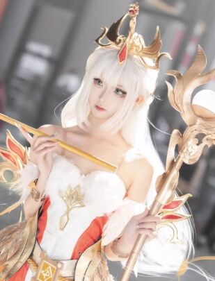 《王者荣耀》王昭君COS：凤凰于飞