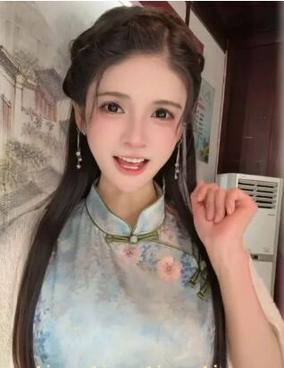 狗头萝莉拍短剧被曝有吻戏,本人回应称怕男粉吃醋,亲密戏都删除了
