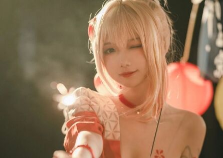 《原神》00后美女COS宵宫:烟花易逝人情长存,英雄形态宵宫姐姐登场