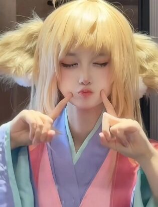 《狐妖小红娘》涂山苏苏COS:嘟嘟脸太可爱,一举一动简直神还原
