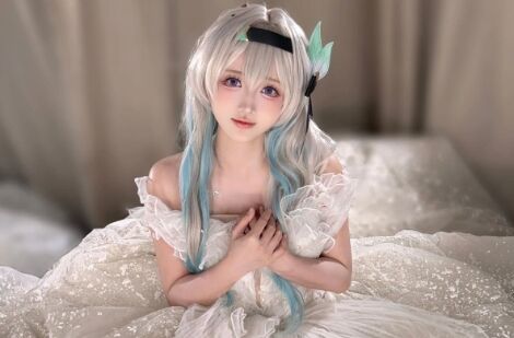 《崩坏星穹铁道》流萤COS:白色婚纱太迷人,璀璨又绚烂的星间萤火虫