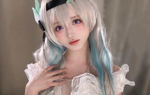 《崩坏星穹铁道》流萤COS:白色婚纱太迷人,璀璨又绚烂的星间萤火虫